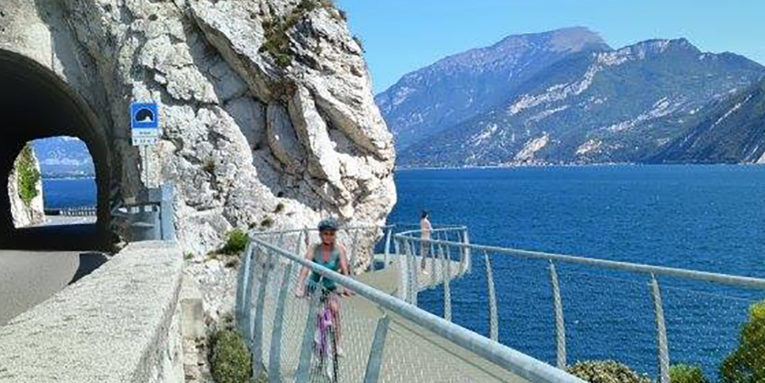 nordic walking pista ciclabile lago di Garda