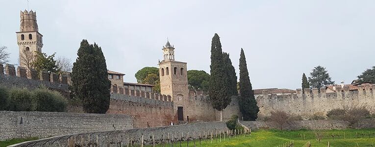 camminata castello San salvatore