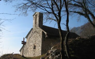 Chiesetta-s-andrea-in-monte ponte nelle alpi